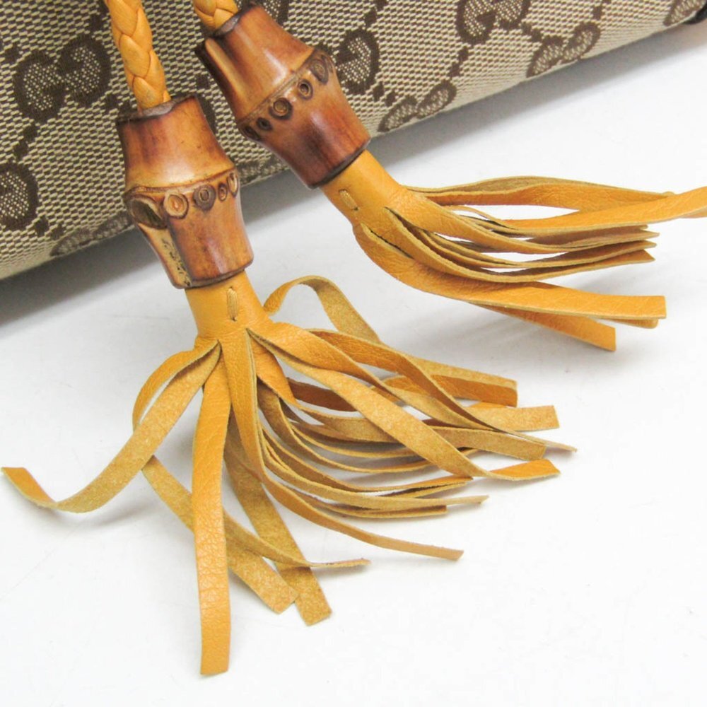 GUCCI Authentic Cream Leather Shoulder Bag - Picture 9 of 16